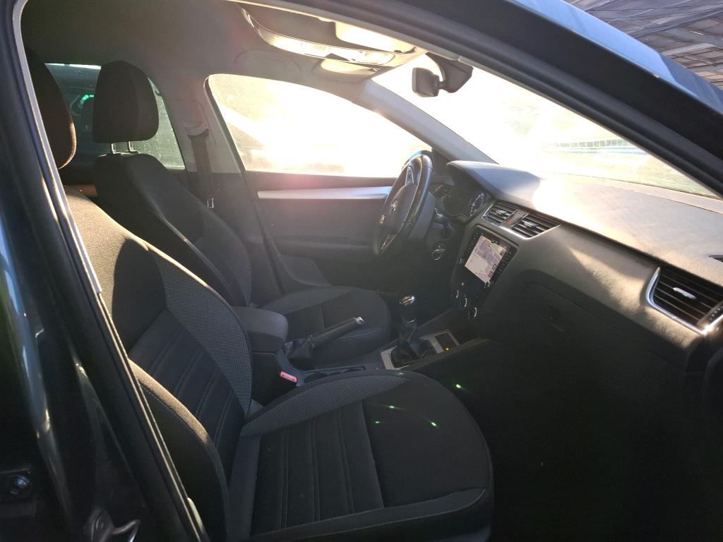 SKODA OCTAVIA COMBI 2.0 TDI 150 ch SCR FAP Business 2019