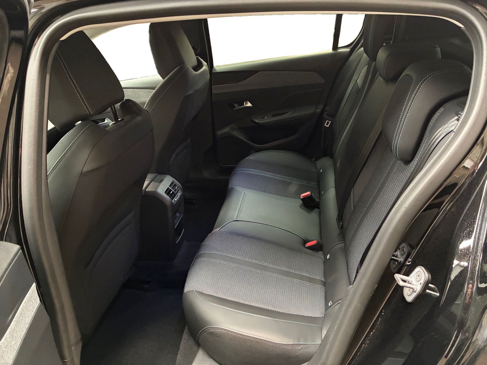 PEUGEOT 308 BlueHDi 130ch S&S EAT8 Allure 2025