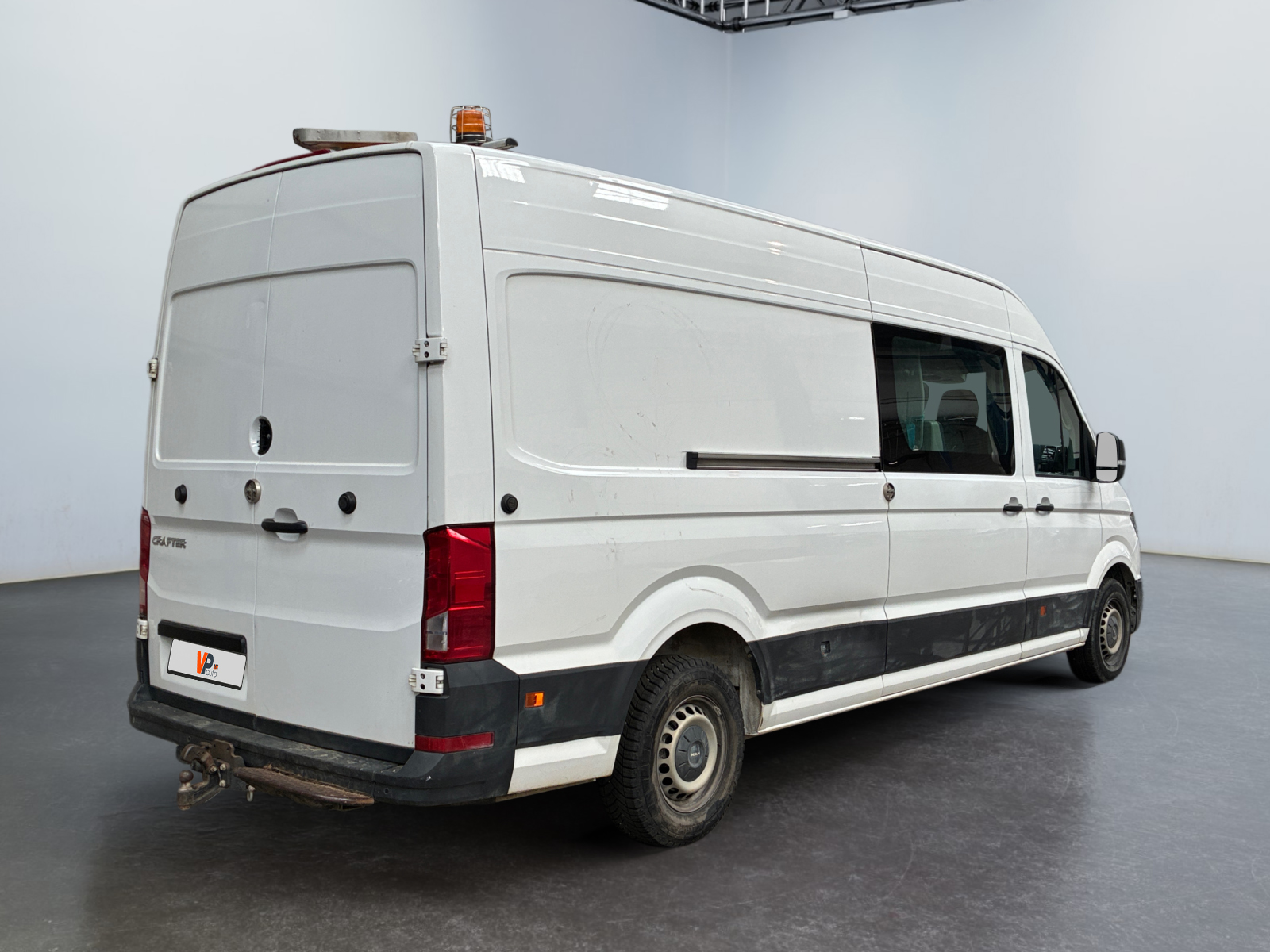 VOLKSWAGEN CRAFTER FOURGON VAN 35 L4H3 2.0 TDI 140 CH BUSINESS LINE PLUS 2017