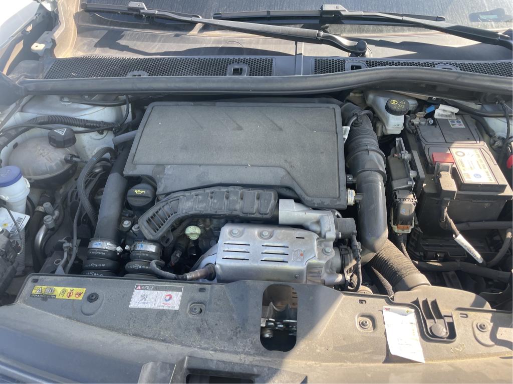 PEUGEOT 2008 BUSINESS PureTech 130 S&S EAT8 Allure 2021