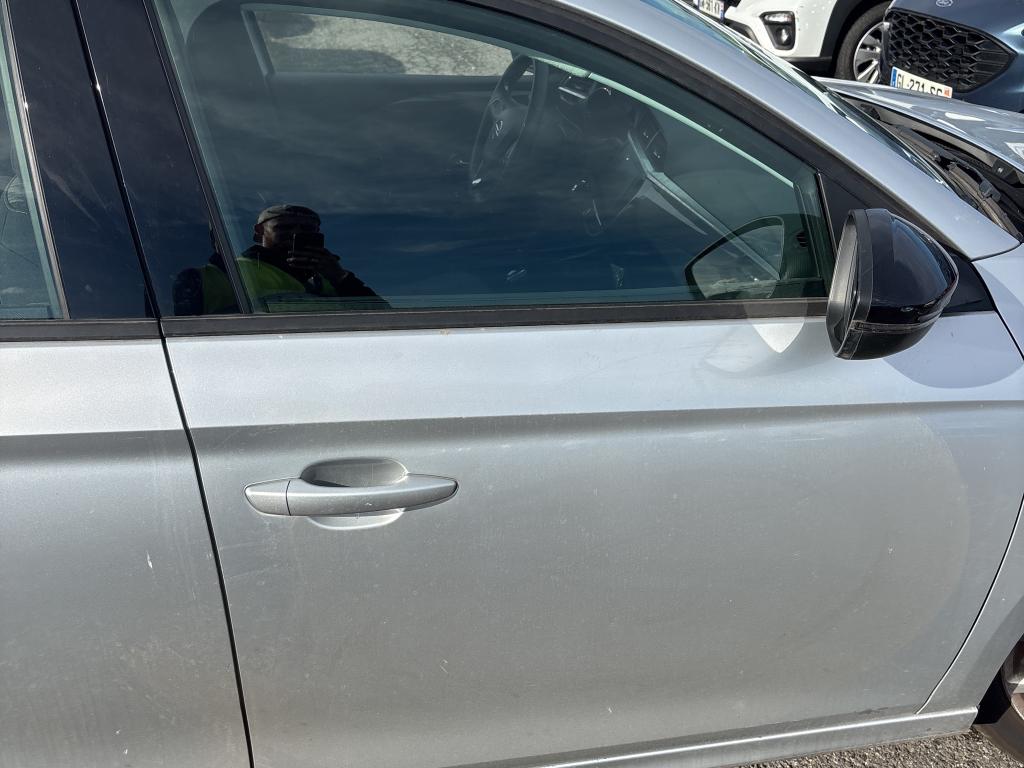 OPEL CORSA 1.2 75 ch BVM5 Elegance Business 2023
