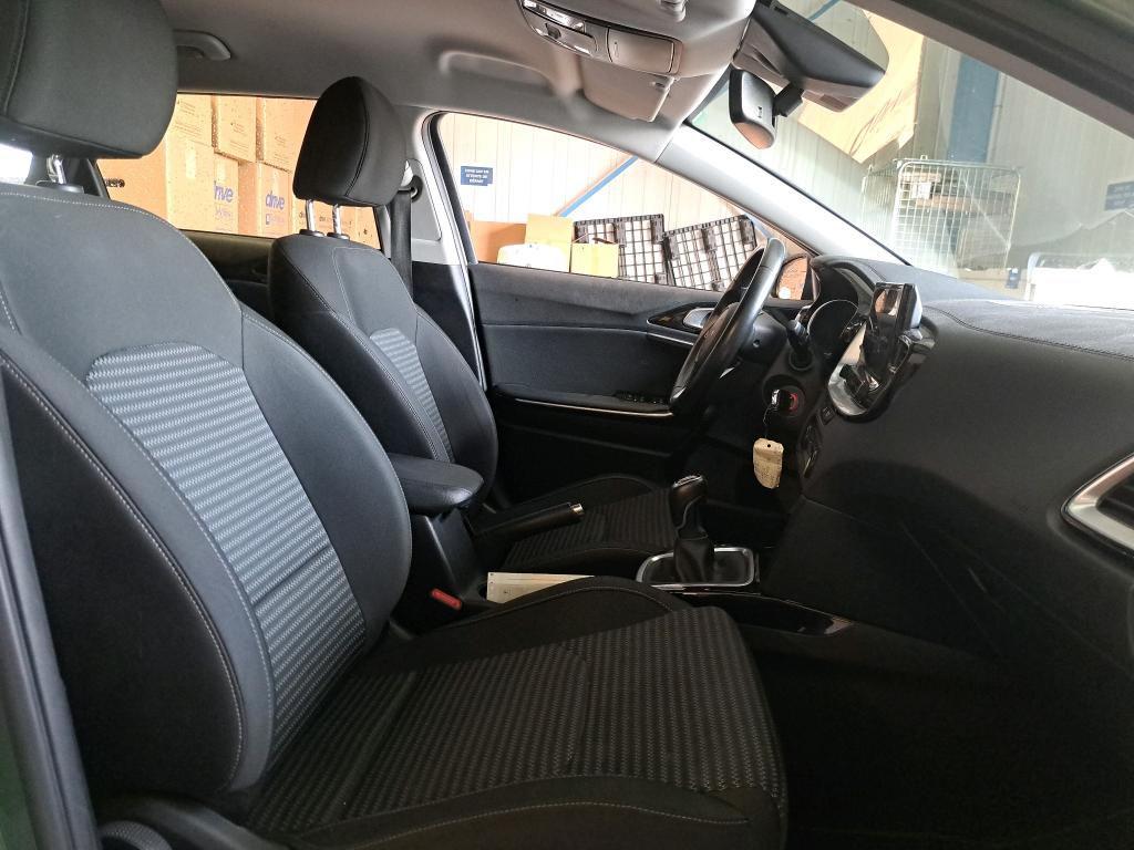 KIA CEED SW 1.6 CRDi 136 ch MHEV iBVM6 Active 2023