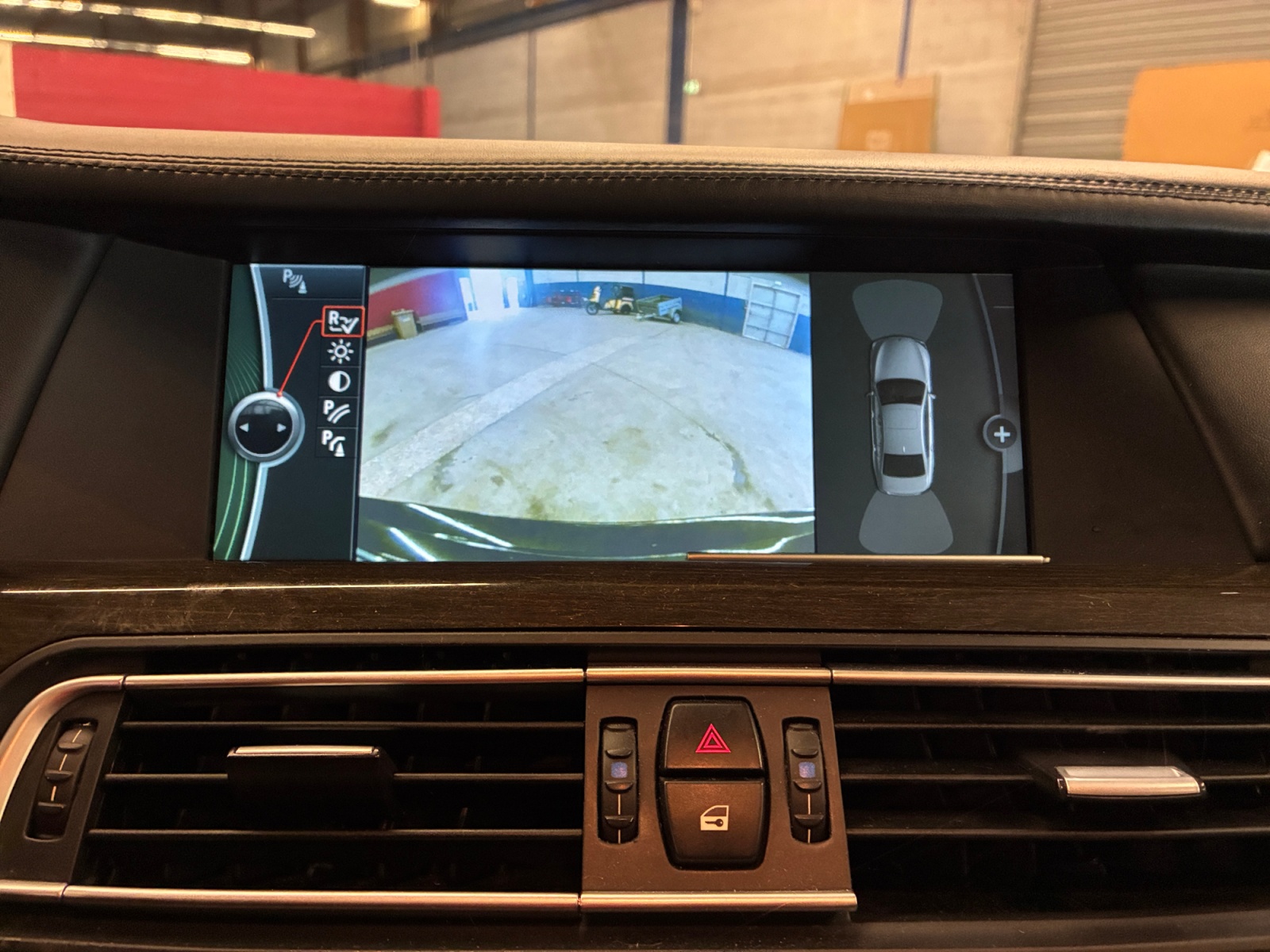 BMW SERIE 7 F01/F02/F04 730d Luxe A 2011
