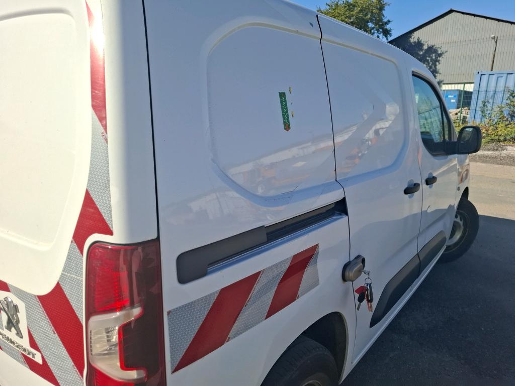 PEUGEOT PARTNER FGN FOURGON STANDARD 1000 KG BLUEHDI 100 S&S BVM5 PREMIUM 2021