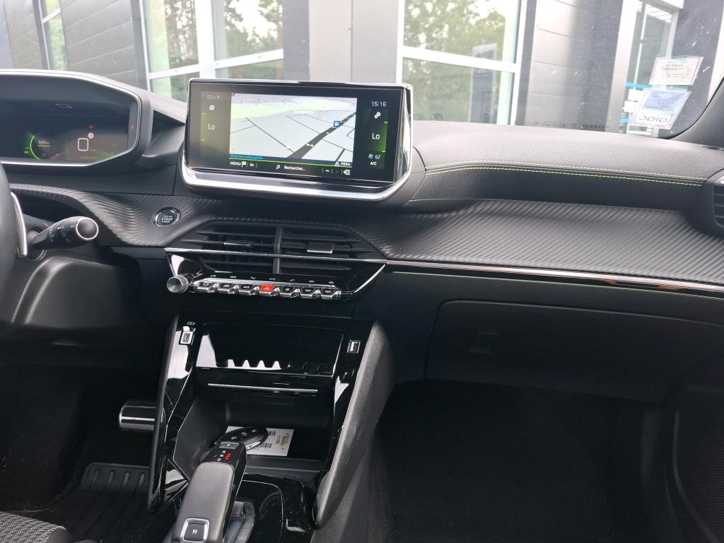 PEUGEOT 2008 BlueHDi 130 S&S EAT8 GT 2021