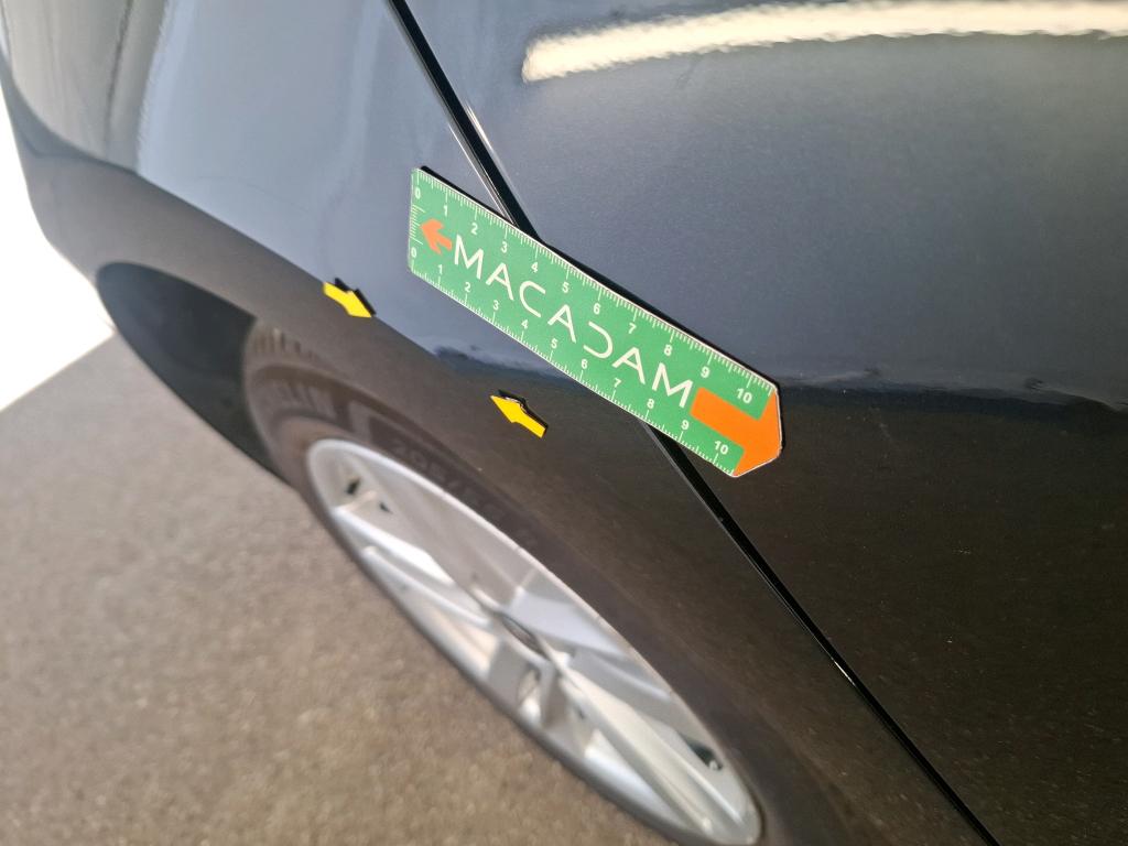 TOYOTA COROLLA HYBRIDE 122h Design 2022