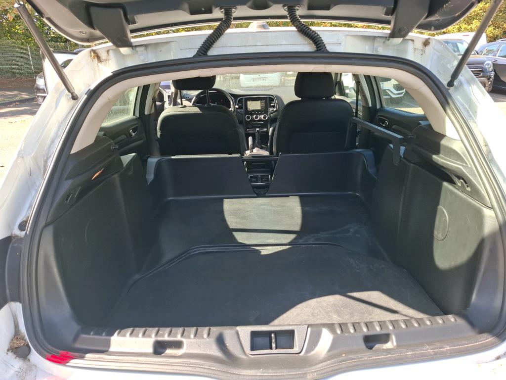 RENAULT MEGANE SOCIETE IV BLUE DCI 115 - 20 AIR NAV 2P 2020