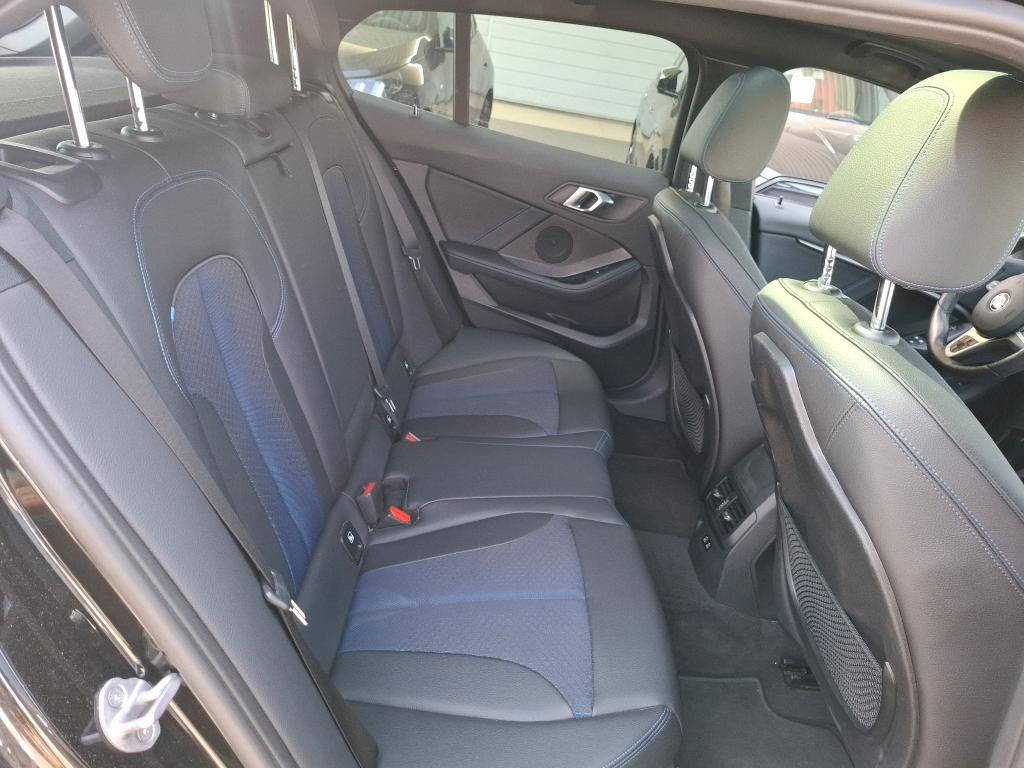 BMW SERIE 1 F40 118d 150 ch BVA8 M Sport 2024