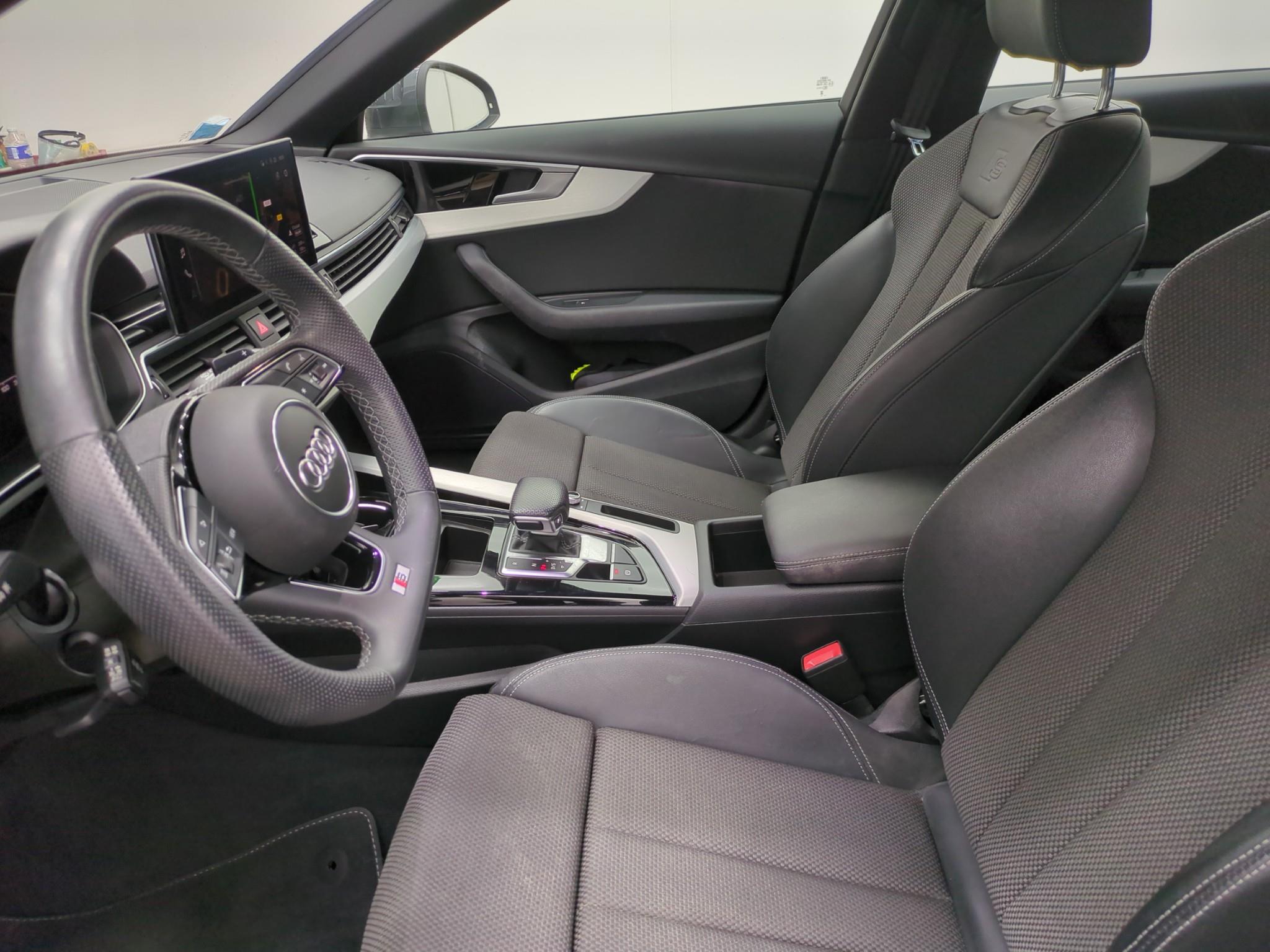 AUDI A4 AVANT 35 TDI 163 S tronic 7 line 2023