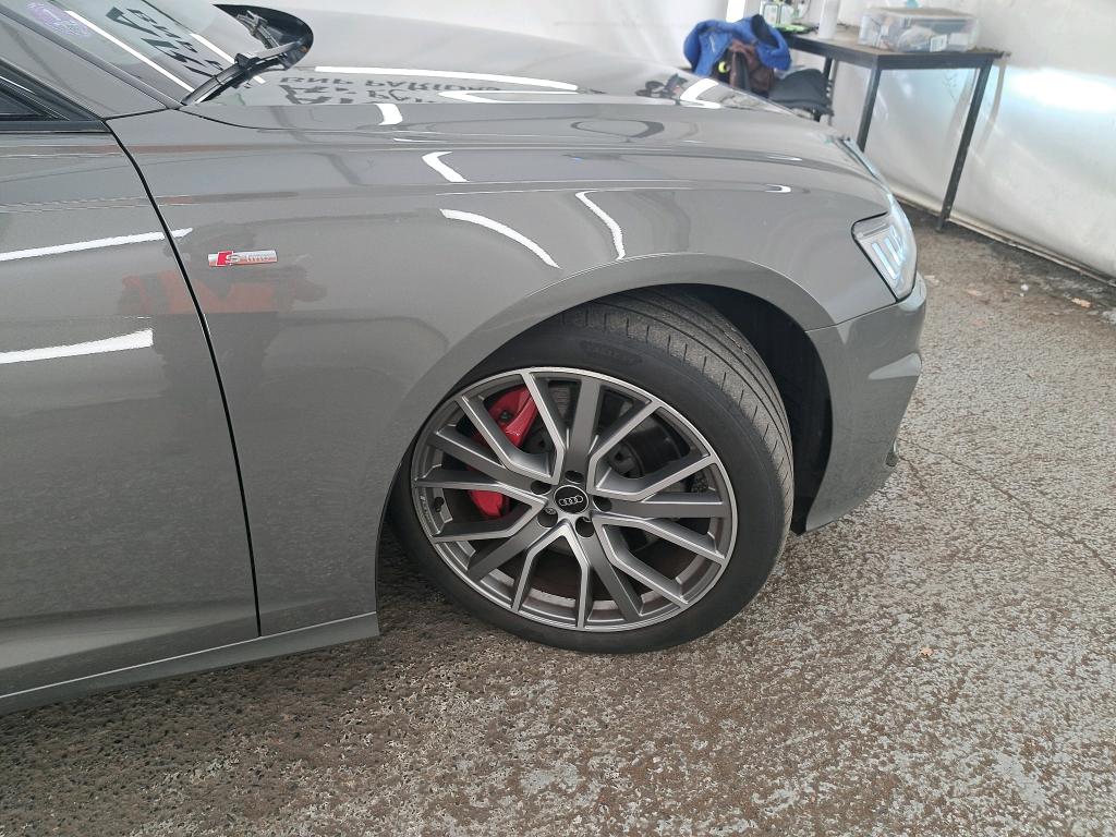 AUDI A6 55 TFSIe 367 ch S tronic 7 Quattro Competition 2022