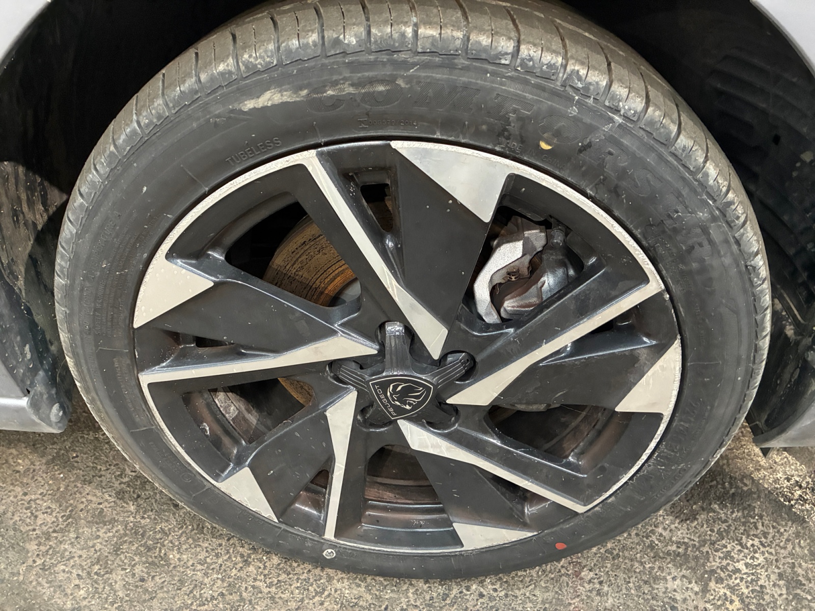 PEUGEOT 308 Hybrid 145 e-DCS6 Allure 2025