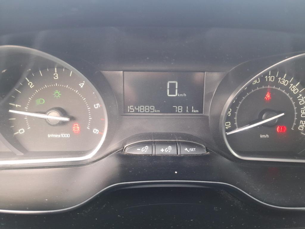 PEUGEOT 208 AFFAIRE BLUEHDI 100 S&S BVM5 PREMIUM PACK 2020