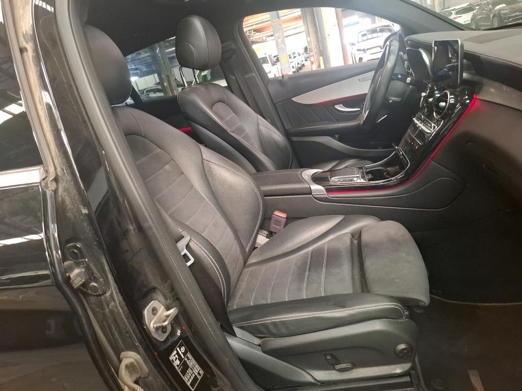 MERCEDES-BENZ MERCEDES CLASSE GLC COUPE Coupé 300 de 9G-Tronic 4Matic AMG Line 2022