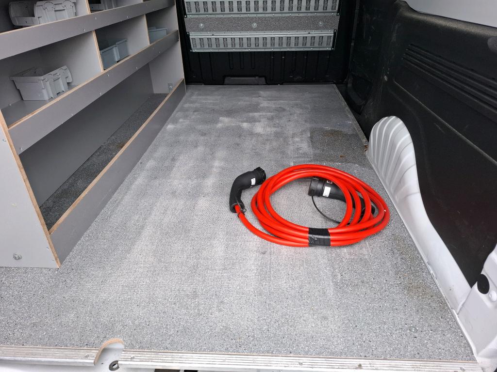 PEUGEOT PARTNER FGN FOURGON E-PARTNER XL 750 KG 136 CH BATTERIE 50 KWH - 2023