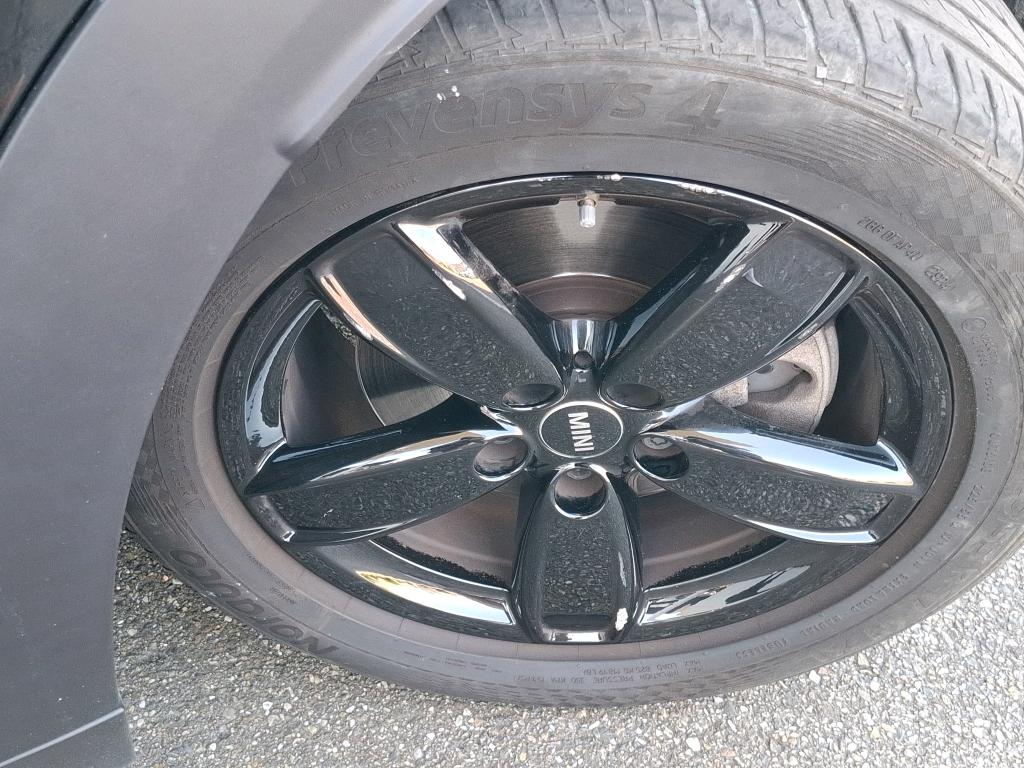 MINI COUNTRYMAN F60 LCI 136 ch BVA7 Cooper Essential 2023