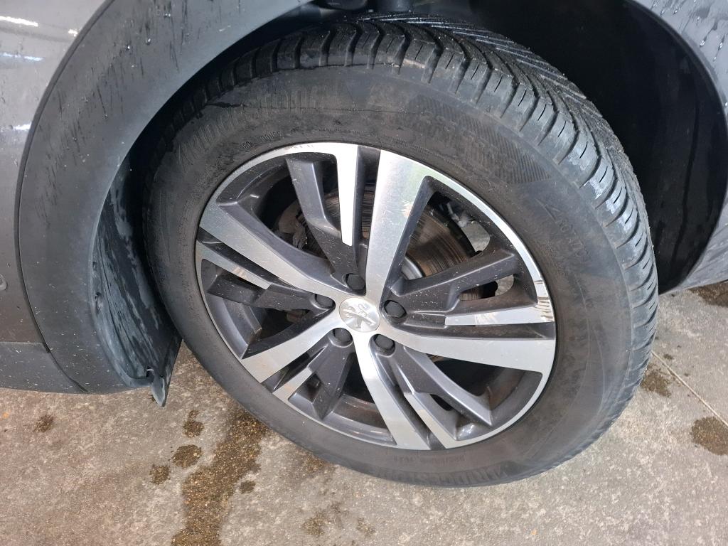 PEUGEOT 3008 BlueHDi 130ch S&S EAT8 Allure Pack 2021