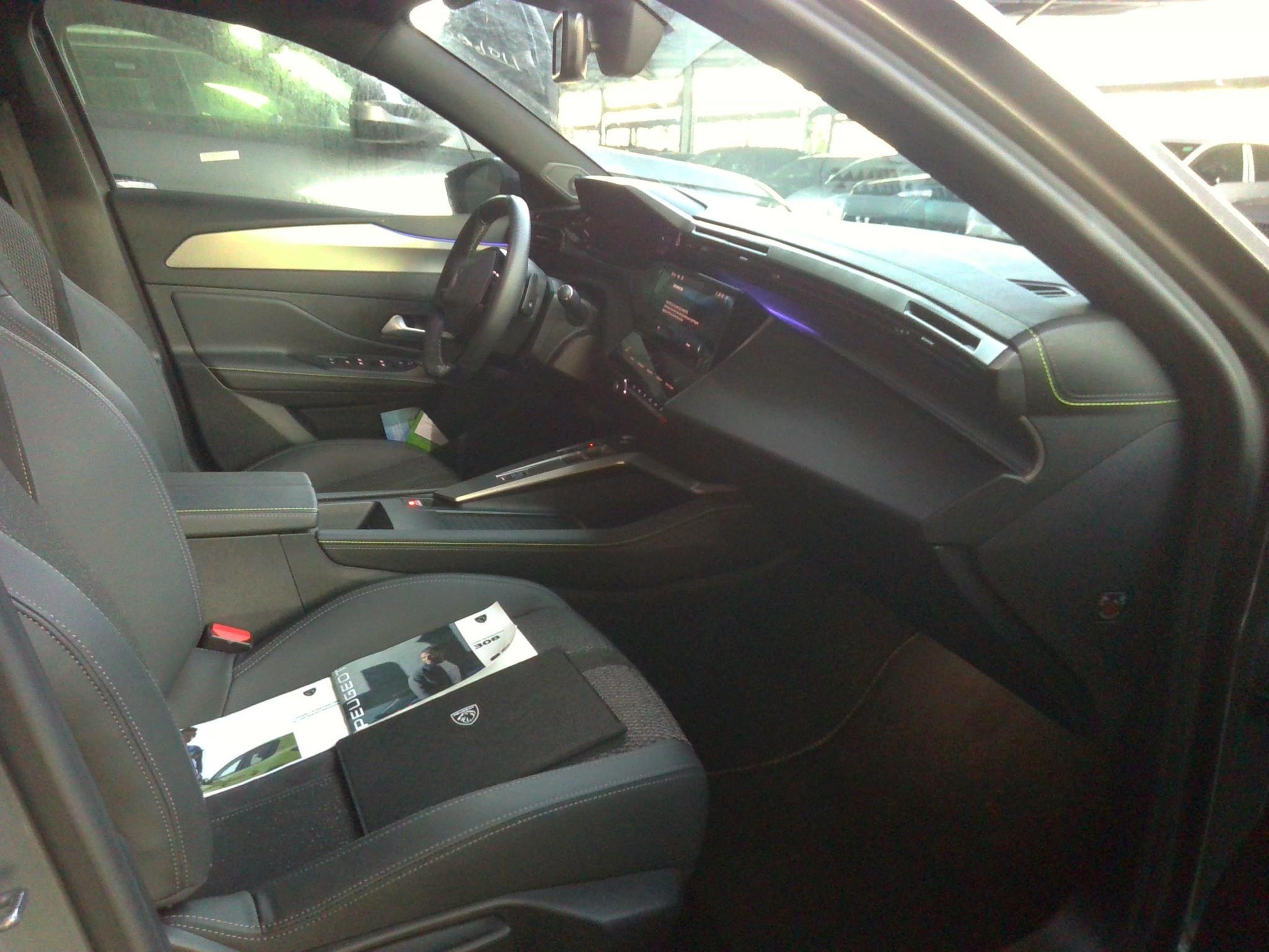 PEUGEOT 308 Hybrid 145 e-DCS6 GT 2025