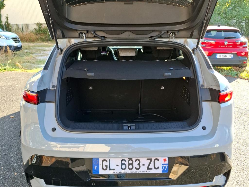 RENAULT MÉGANE MEGANE E-TECH EV40 130ch boost charge Techno 2023