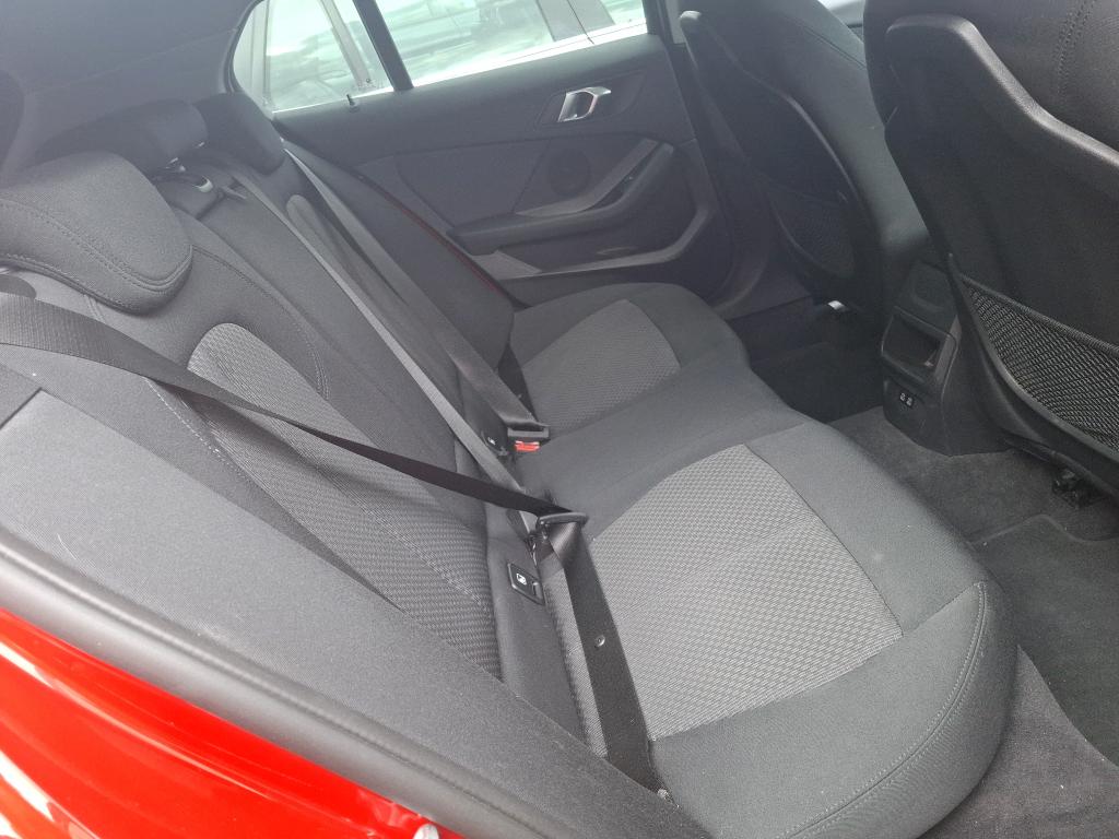 BMW 116d 116 ch DKG7 Business Design 2023