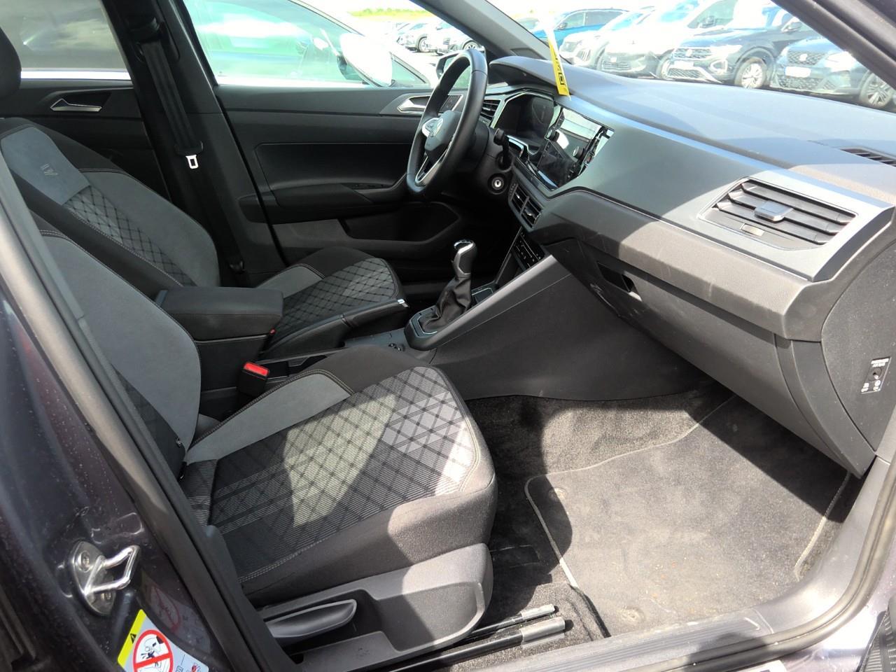 VOLKSWAGEN Polo 1.0 TSI 95 S&S BVM5 R-Line Edition 2025