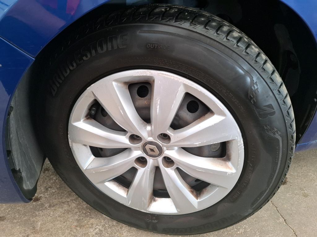 RENAULT CLIO SOCIETE BLUE DCI 85 AIR NAV 2020