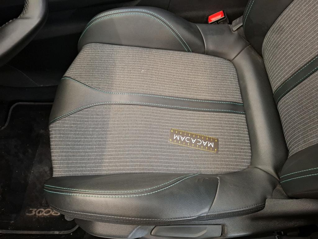 PEUGEOT 3008 Hybrid 225 e-EAT8 Allure Pack 2020