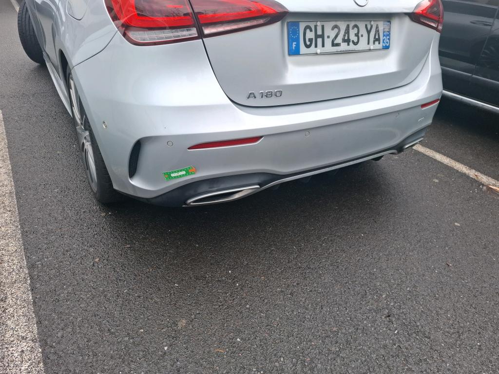MERCEDES-BENZ CLASSE A 180 7G-DCT AMG Line 2022