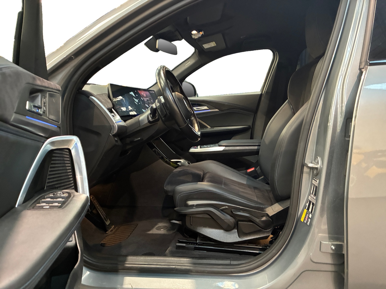 BMW iX2 U10 eDrive20 204ch BVA M Sport 2024