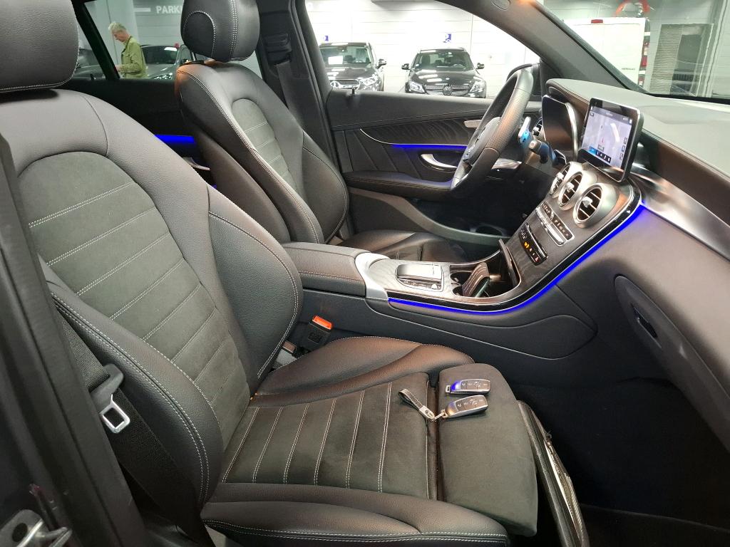 MERCEDES-BENZ MERCEDES CLASSE GLC COUPE Coupé 300 e 9G-Tronic 4Matic AMG Line 2022