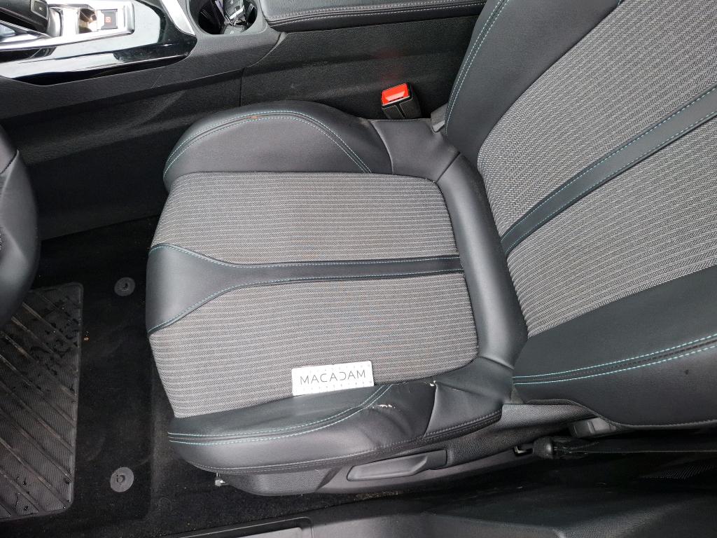 PEUGEOT 3008 BlueHDi 130ch S&S EAT8 Allure Pack 2022