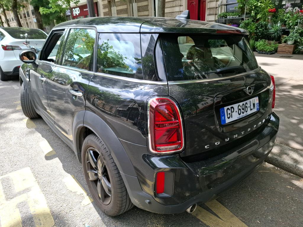 MINI COUNTRYMAN F60 LCI 136 ch BVA7 Cooper Essential 2023