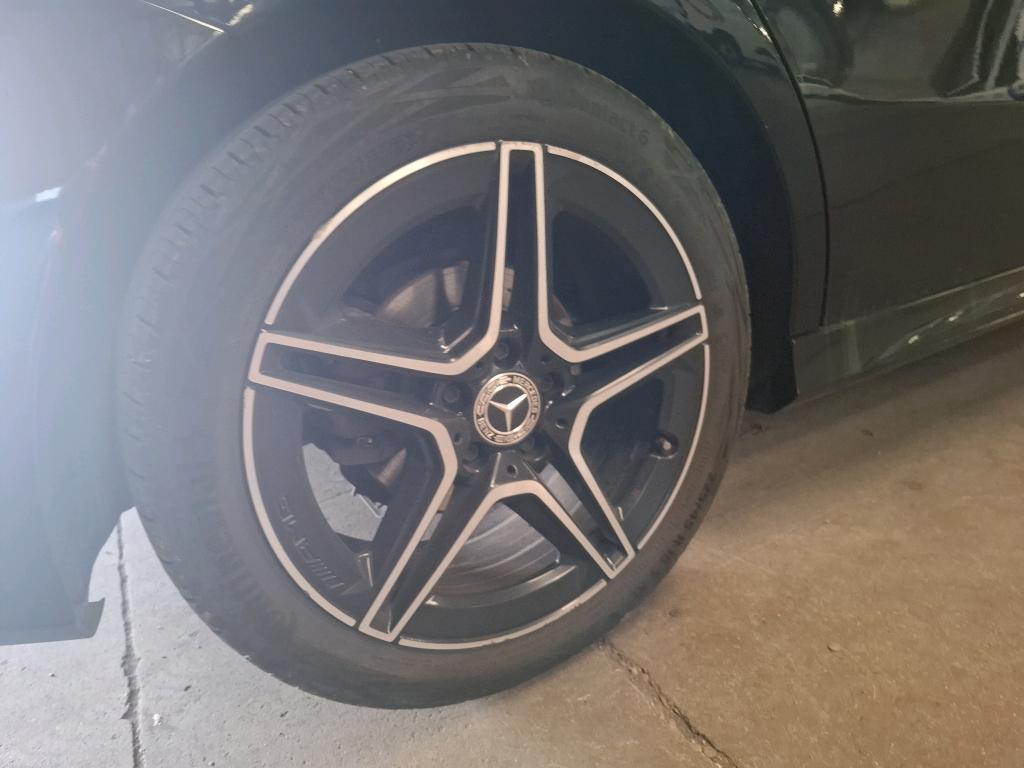 MERCEDES-BENZ MERCEDES CLASSE A 180 d 8G-DCT AMG Line 2021