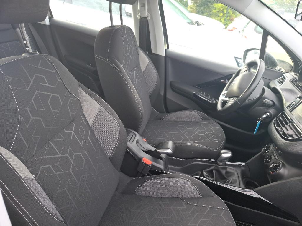 PEUGEOT 2008 BlueHDi 100ch S&S BVM5 Active Business 2019