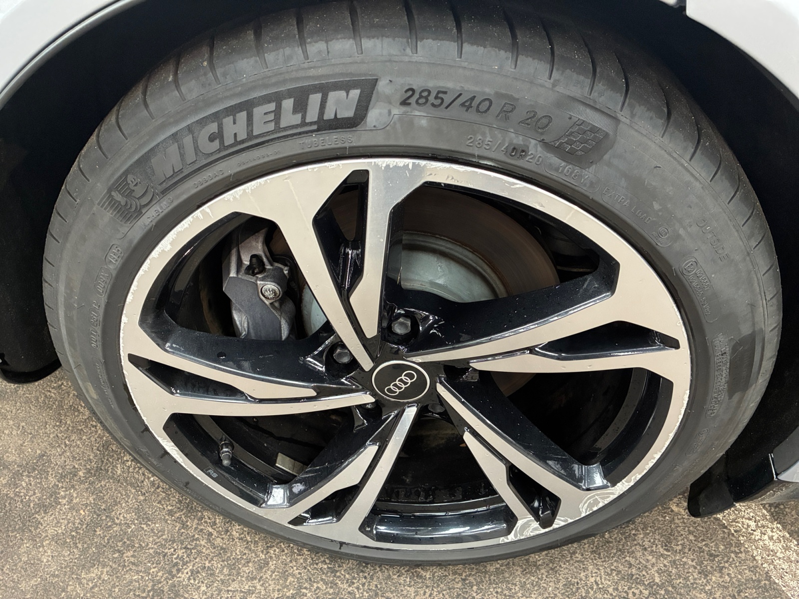 AUDI E-TRON GT 476 ch quattro 2021