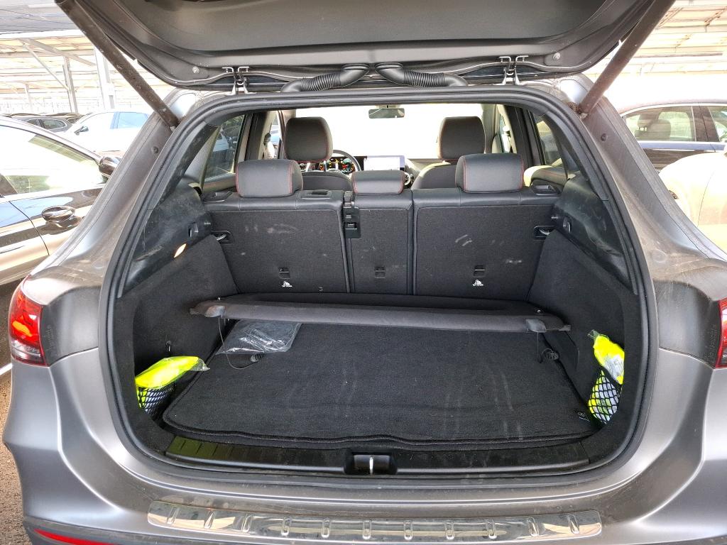 MERCEDES GLA II 200 7G-DCT AMG Line 2023