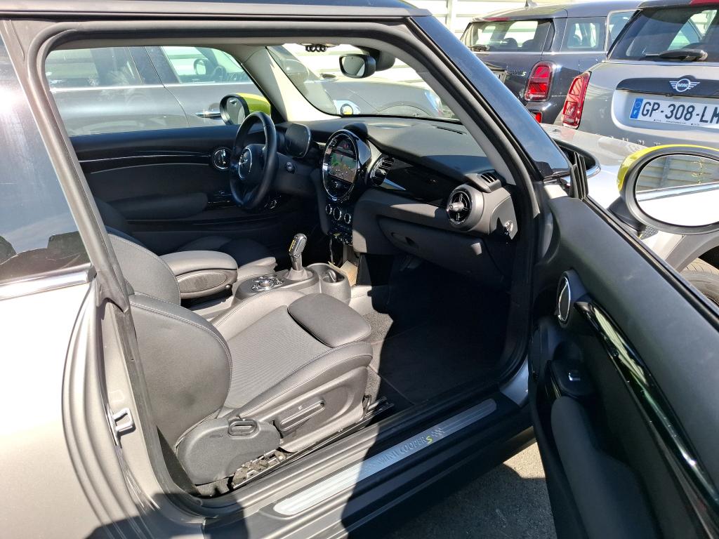 MINI HATCH 3 Portes Cooper SE 184 ch Essential 2023