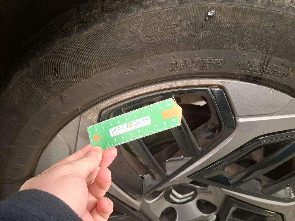 CITROEN C4 X PureTech 130 S&S EAT8 Plus 2023