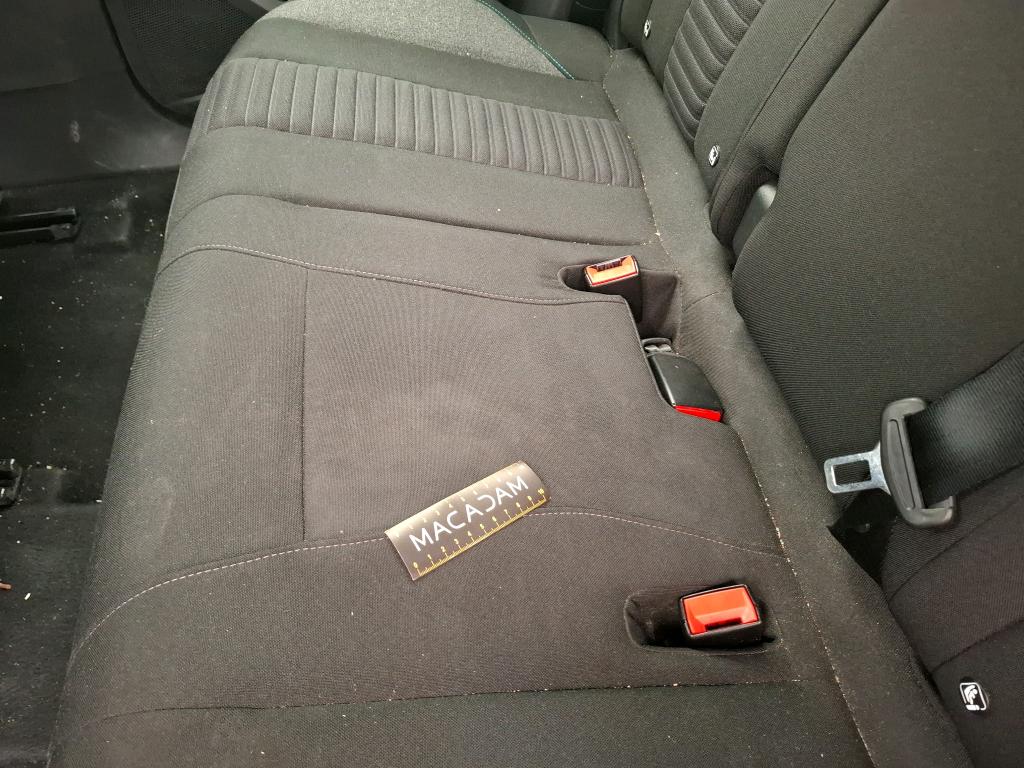 PEUGEOT 3008 Hybrid 225 e-EAT8 Active Pack 2023