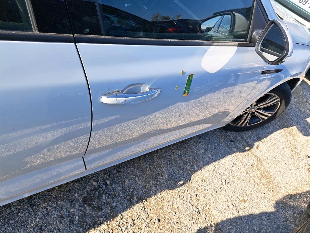 RENAULT MÉGANE MEGANE IV Berline Blue dCi 115 EDC Evolution 2023
