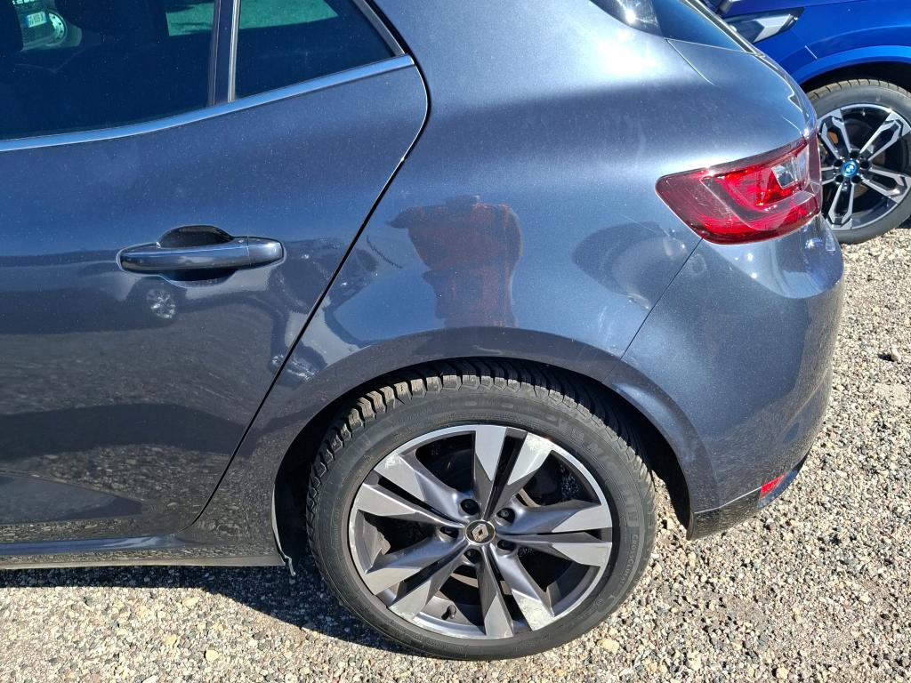 RENAULT MÉGANE MEGANE IV BERLINE Blue dCi 115 Intens 2019