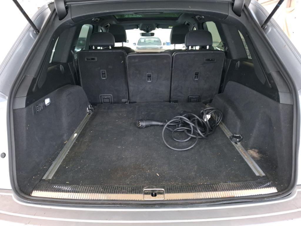 AUDI Q7 55 TFSI e 380 Tiptronic 8 Quattro S line 2020
