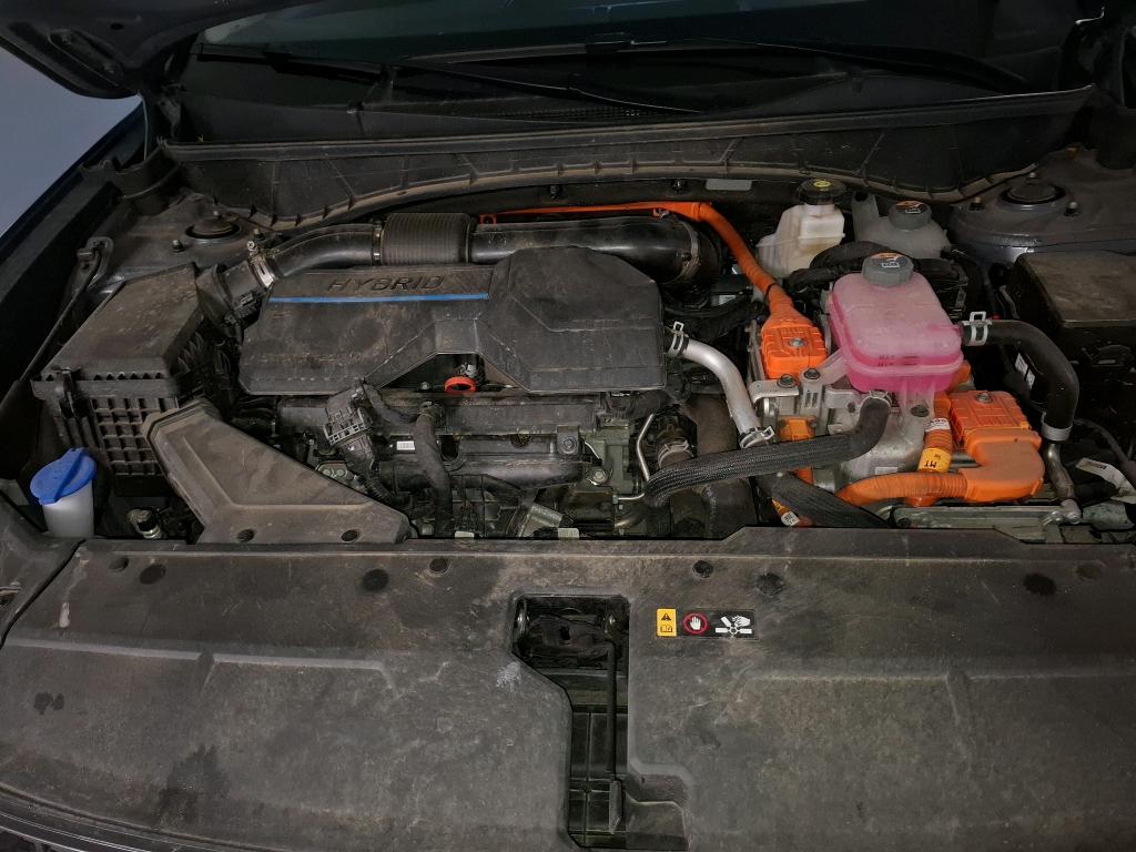 HYUNDAI TUCSON 1.6 T-GDI 215 Hybrid BVA6 Initia 2025