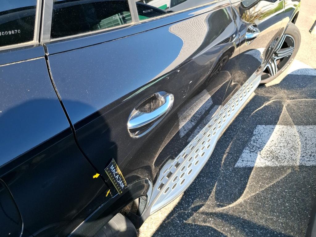 MERCEDES-BENZ GLC 300 e 9G-Tronic 4Matic AMG Line 2023
