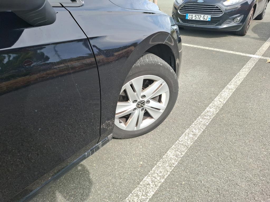 VOLKSWAGEN GOLF SW 2.0 TDI SCR 116 DSG7 Life Business 2022