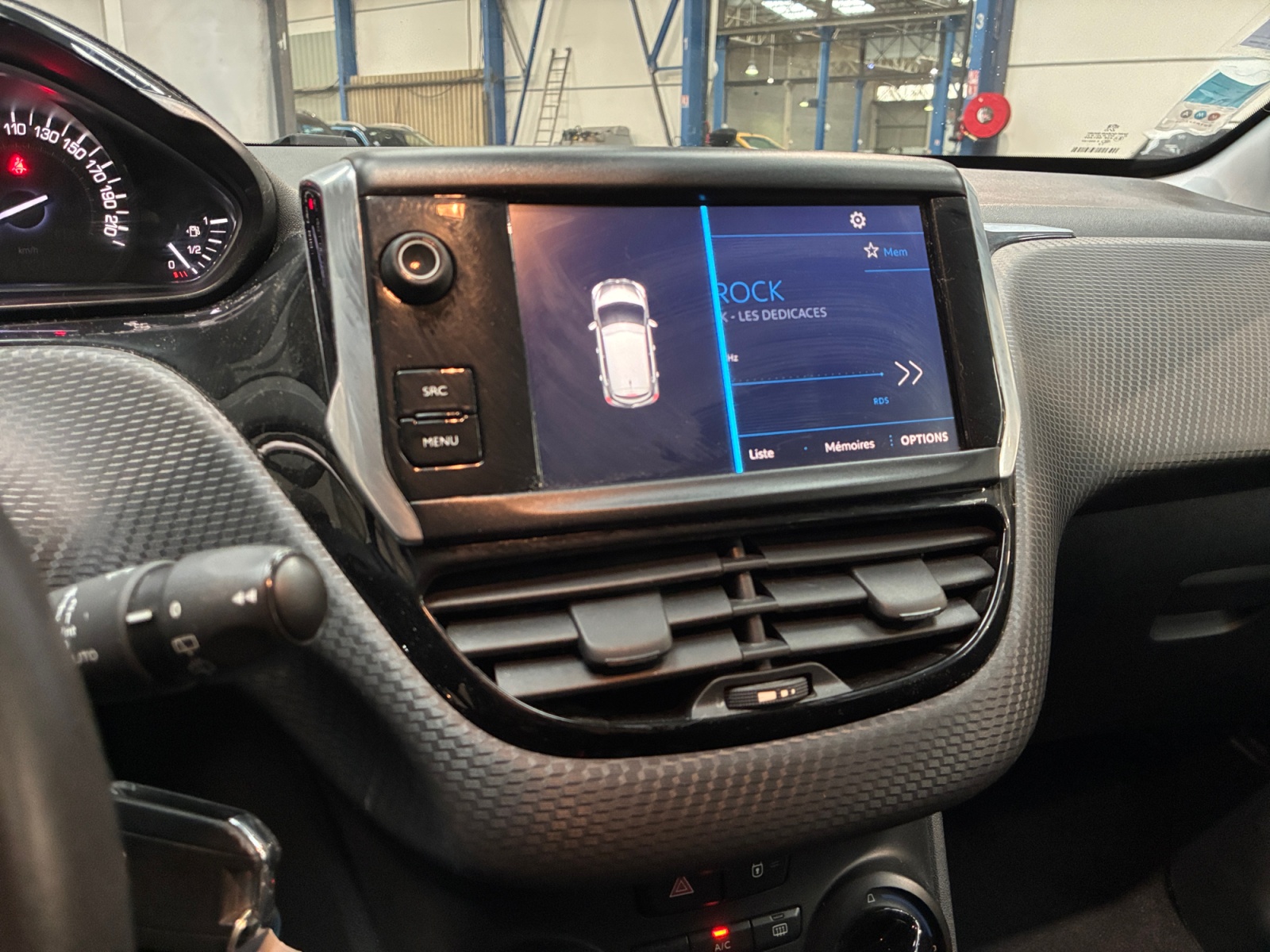 PEUGEOT 208 Style PureTech 82 BVM5 5 ptes 2017