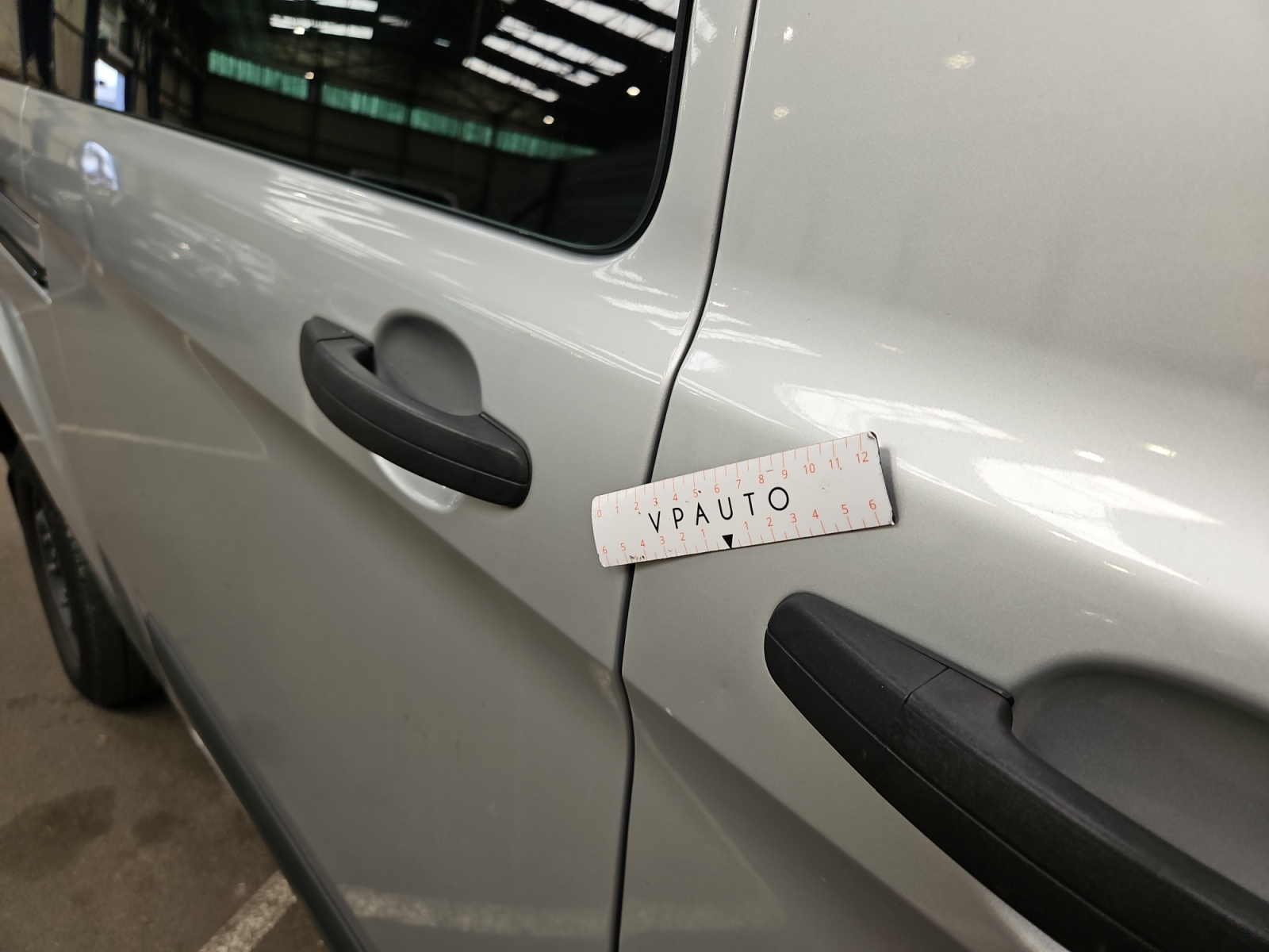 FORD TRANSIT Custom KOMBI 320 L2H1 2.0 EcoBlue 130 Trend Business 2023