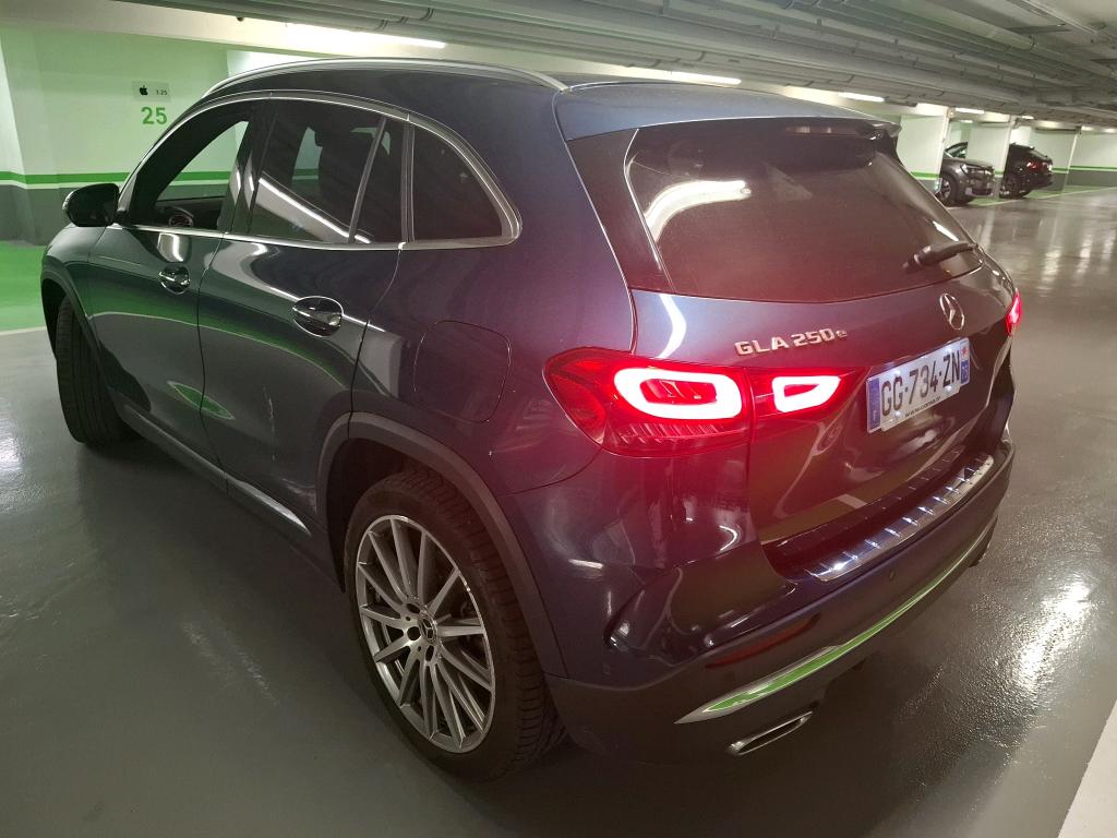 MERCEDES GLA II 250 e 8G-DCT AMG Line 2022