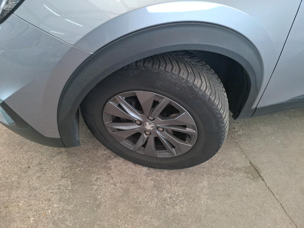 PEUGEOT 2008 PureTech 130 S&S EAT8 Active Pack 2022