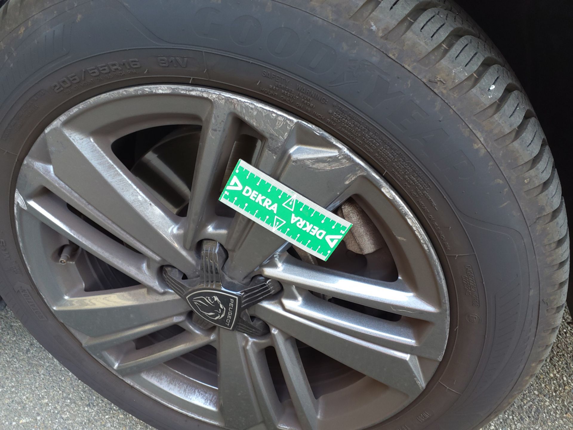 PEUGEOT 308 SW PureTech 130ch S&S EAT8 Allure 2024