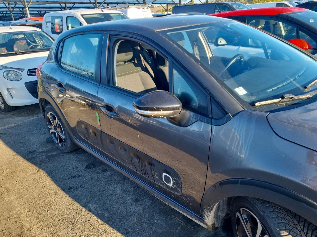 CITROEN C3 BUSINESS PureTech 82 S&S BVM5 Shine 2019